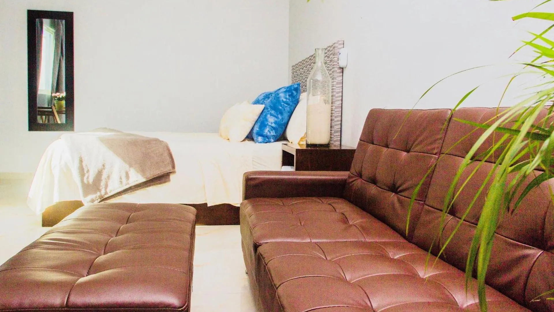 *** Guest house Room In Condo Playa del Carmen Mexico
