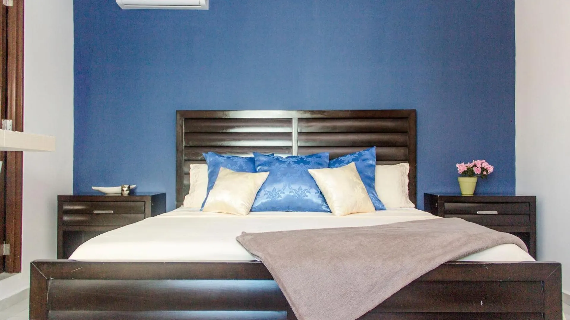 Guest house Room In Condo Playa del Carmen