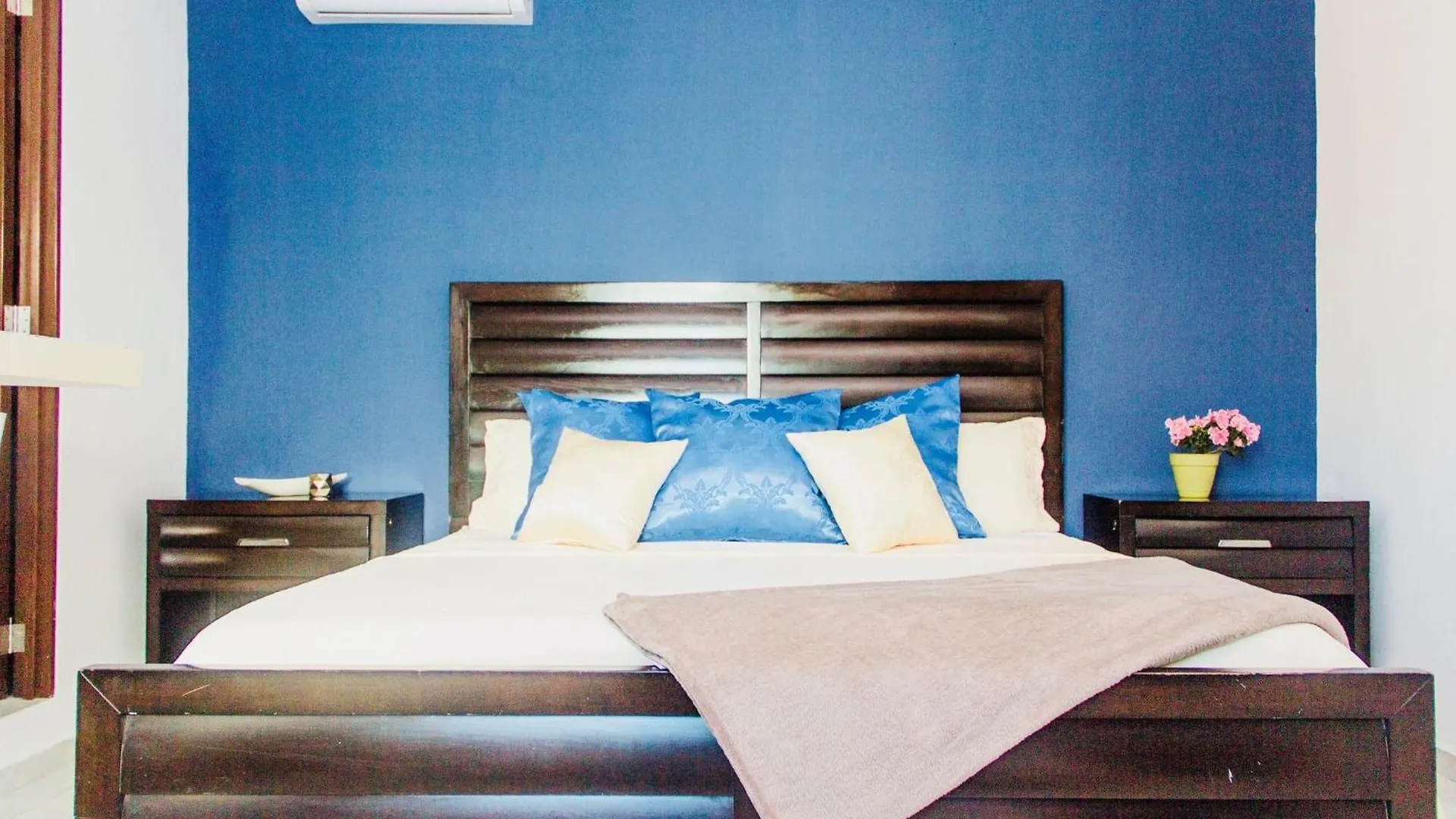 Guest house Room In Condo Playa del Carmen